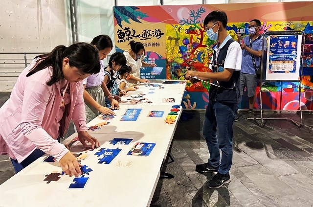 「一鯨落，萬物生」科教活動吸引親子同樂-2