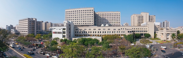01_成大醫院為2025年全球卓越智慧醫院，凝聚成功大學頂尖綜合性研究型體系跨領域優勢，