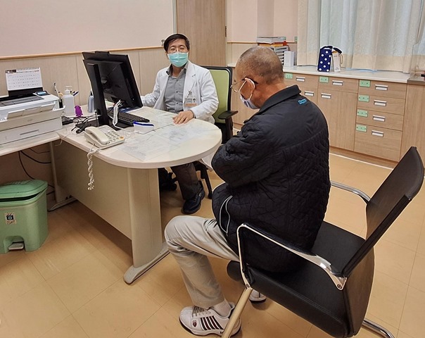 王文隆醫師提到，安南醫院精神醫學科已開辦失智及退化中西醫合療門診，期能結合中西醫治療優勢，積極幫助患者抗老