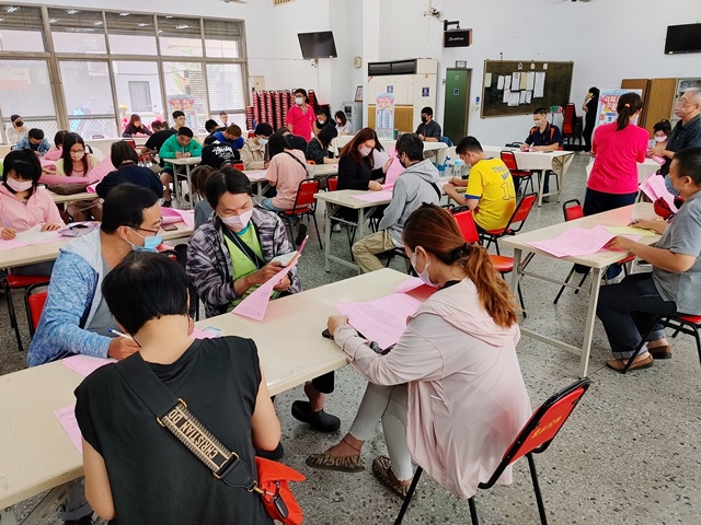 圖一：台南就業中心以往徵才照片供參