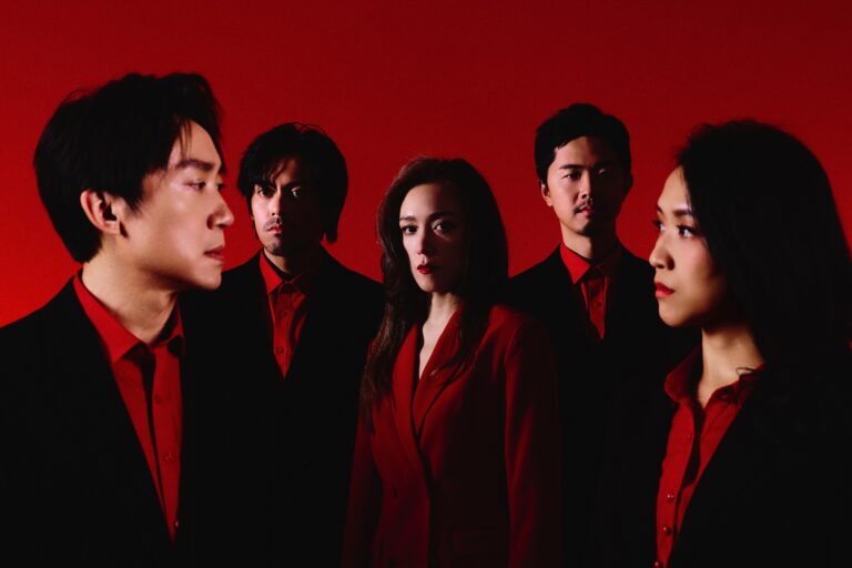 衛武營匯聚當代創作能量！ 晃晃跨幅町劇團以嶄新視角挑戰易卜生百年經典《海妲．蓋柏樂》之一。衛武營國家藝術文化中心提供。