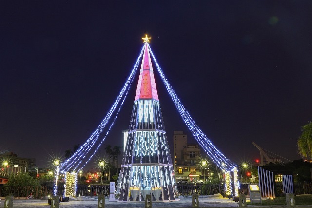 1.河樂燈區聖誕樹(角度1)_0