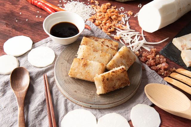 台南大飯店新春伴手禮人氣蘿蔔糕多款組合最低520元起！