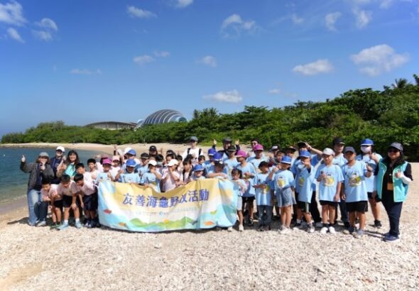 圖4_野放完成後車城國小師生與工作人員合照